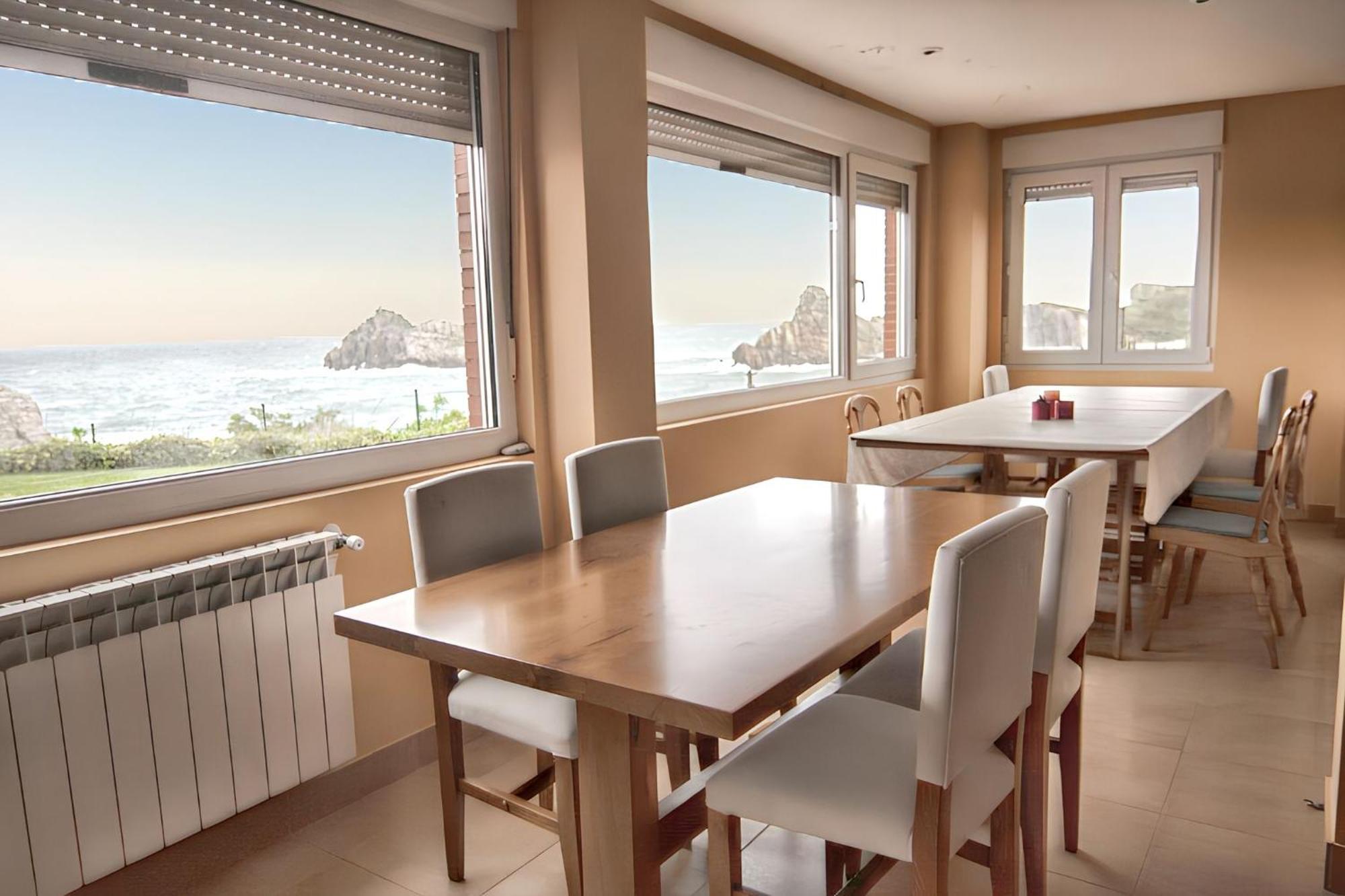 Spacious House With Sea View In Liencres + Jacuzzi Εξωτερικό φωτογραφία